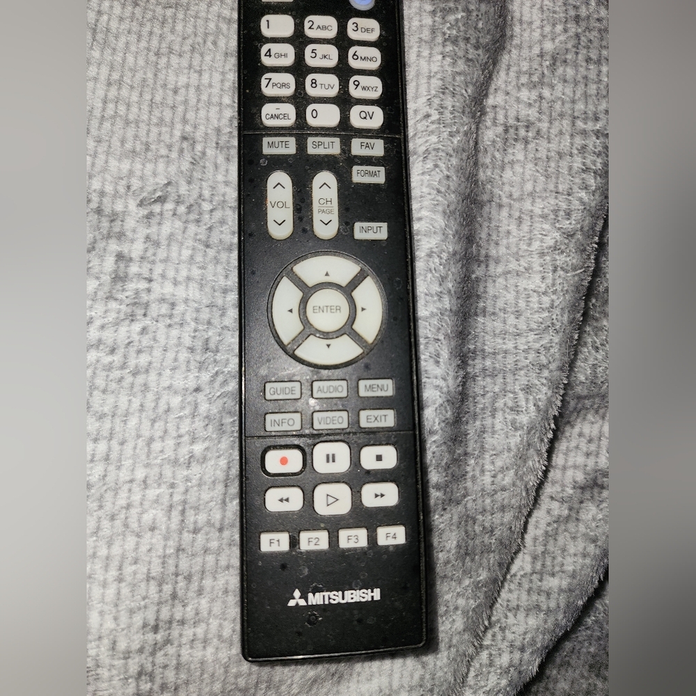lMitsubishi 290P187020 TV/DVD replacement remote